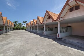 OYO 1070 Paradise Resort