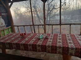 Byurakan Guest House
