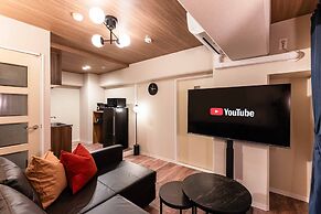 Bird Land in Shinsaibashi east