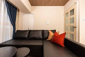 Bird Land in Shinsaibashi east