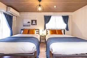 Bird Land in Shinsaibashi east