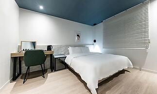 Hotel YaJa Masan Odong