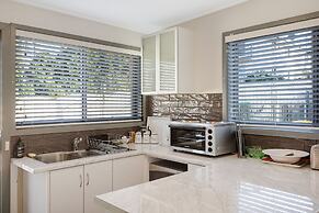 Beach Shack on Beach St Couples Retreat