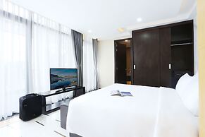 Melina Turtle Lake Saigon Center