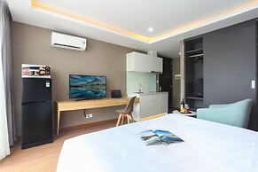 Melina Turtle Lake Saigon Center