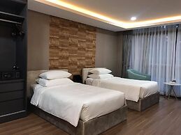 Melina Turtle Lake Saigon Center