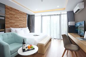 Melina Turtle Lake Saigon Center