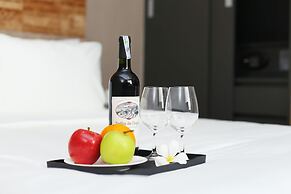 Melina Turtle Lake Saigon Center