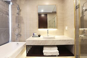 Melina Turtle Lake Saigon Center