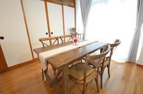 Sobe House in Yomitanson