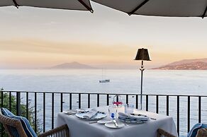 J.K. Place Capri