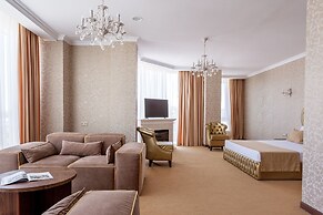 Marton Palace