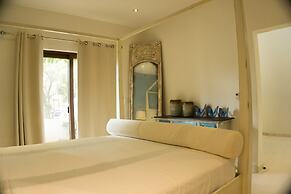 Uxmal 5 Bedroom Villa by RedAwning