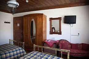 Hagiati Traditional Hotel