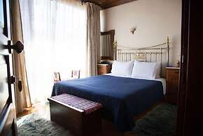 Hagiati Traditional Hotel