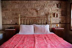 Hagiati Traditional Hotel