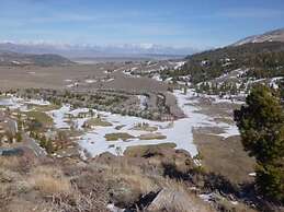 Snowcreek V 890 Pet-Friendly, Private Washer Dryer, Mountain Views by 