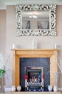 Bungalow 2 min Walk to Beach and sea Sleeps 6