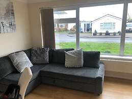 Bungalow 2 min Walk to Beach and sea Sleeps 6