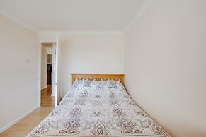 Bungalow 2 min Walk to Beach and sea Sleeps 6