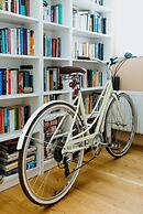 The Suite, 82 Cathedral, Private Parking