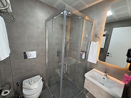 ALTINAY HOTEL