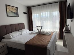 ALTINAY HOTEL