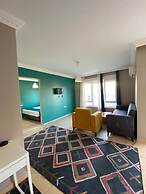 Khan's Hotel