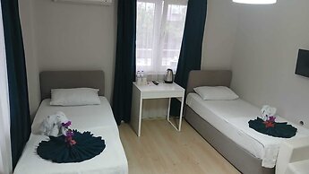 Khan's Hotel