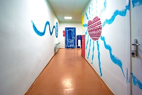 P2B hostel & bar