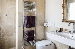 Le Pratola Luxury Villa