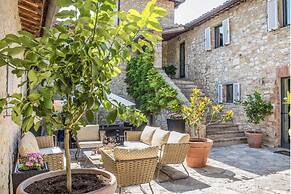 Le Pratola Luxury Villa