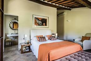 Le Pratola Luxury Villa