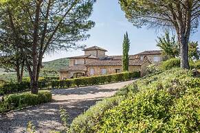Le Pratola Luxury Villa