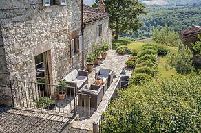 Le Pratola Luxury Villa