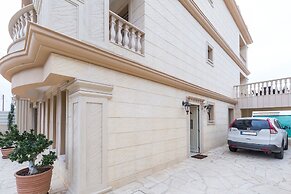 Imagine Renting Your Own 5 Star Private Cyprus Villa on the Beach, Pap