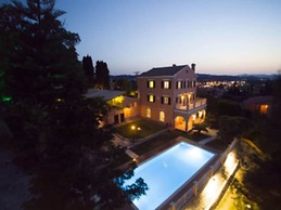 Private Pool & Breathtaking Views, Corfu Villa 1000