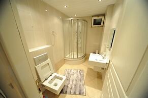 Villa with Majestic Views 1032