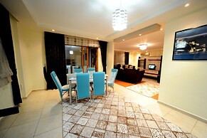 Villa with Majestic Views 1036