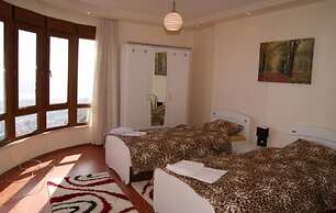 Villa with Majestic Views 1036