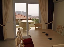 Villa with Majestic Views 1030