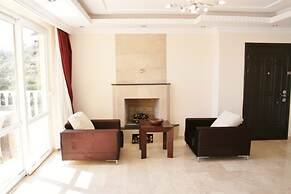 Villa in Alanya With Breathtaking Views 1022