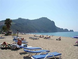 Villa in Alanya With Breathtaking Views 1034