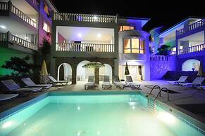 Villa in Alanya With Breathtaking Views 1034