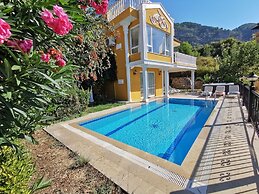 Luxury Villa in Alanya near Beach, Alanya Villa 1019