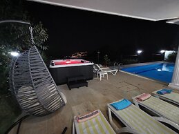 Luxury Villa in Alanya near Beach, Alanya Villa 1019