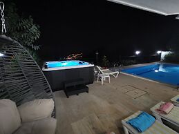 Luxury Villa in Alanya near Beach, Alanya Villa 1019
