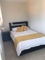 Tababela Airport B&B