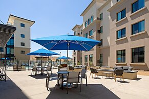 Holiday Inn Express & Suites Valencia - Santa Clarita by IHG