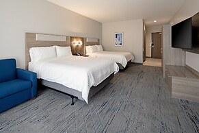 Holiday Inn Express & Suites Valencia - Santa Clarita by IHG